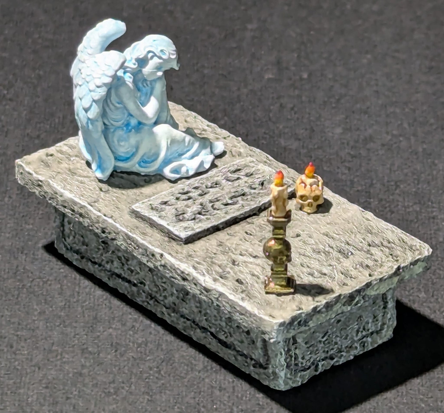 Crypt with Sitting Angel and Candles, Clue Marker, 1" x 2" x 1-1/4"