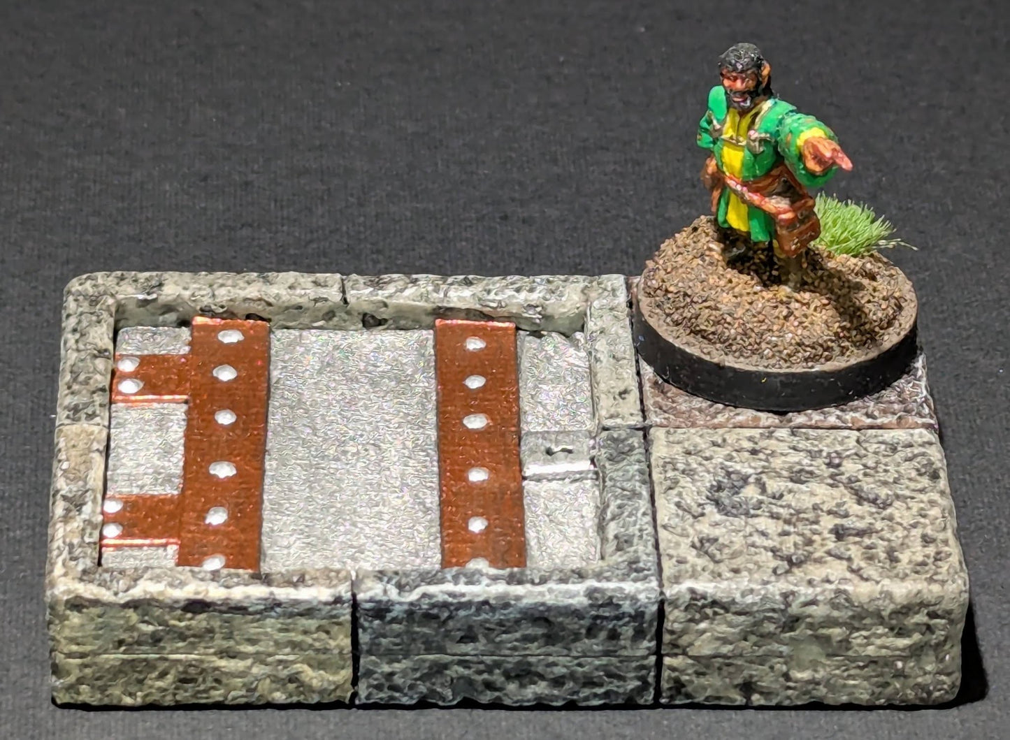 Dungeon/Castle Tile, 2" x 3", Trap Door, Iron, 4 Blocks